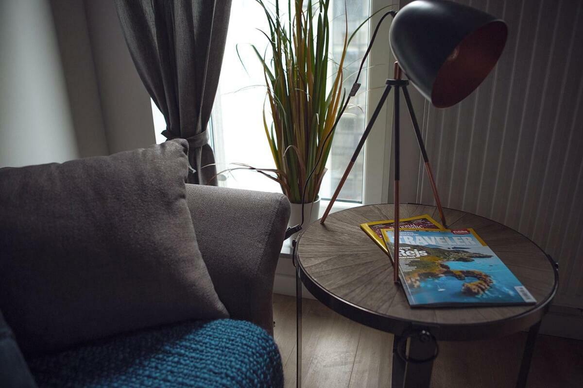 Concept Red Apartment Krakau Buitenkant foto